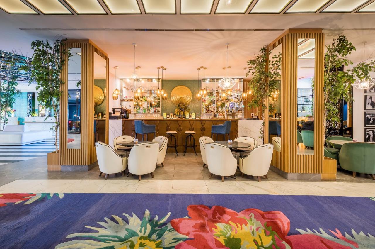 Barcelo Imagine Hotel Madrid Bagian luar foto The lobby of the hotel