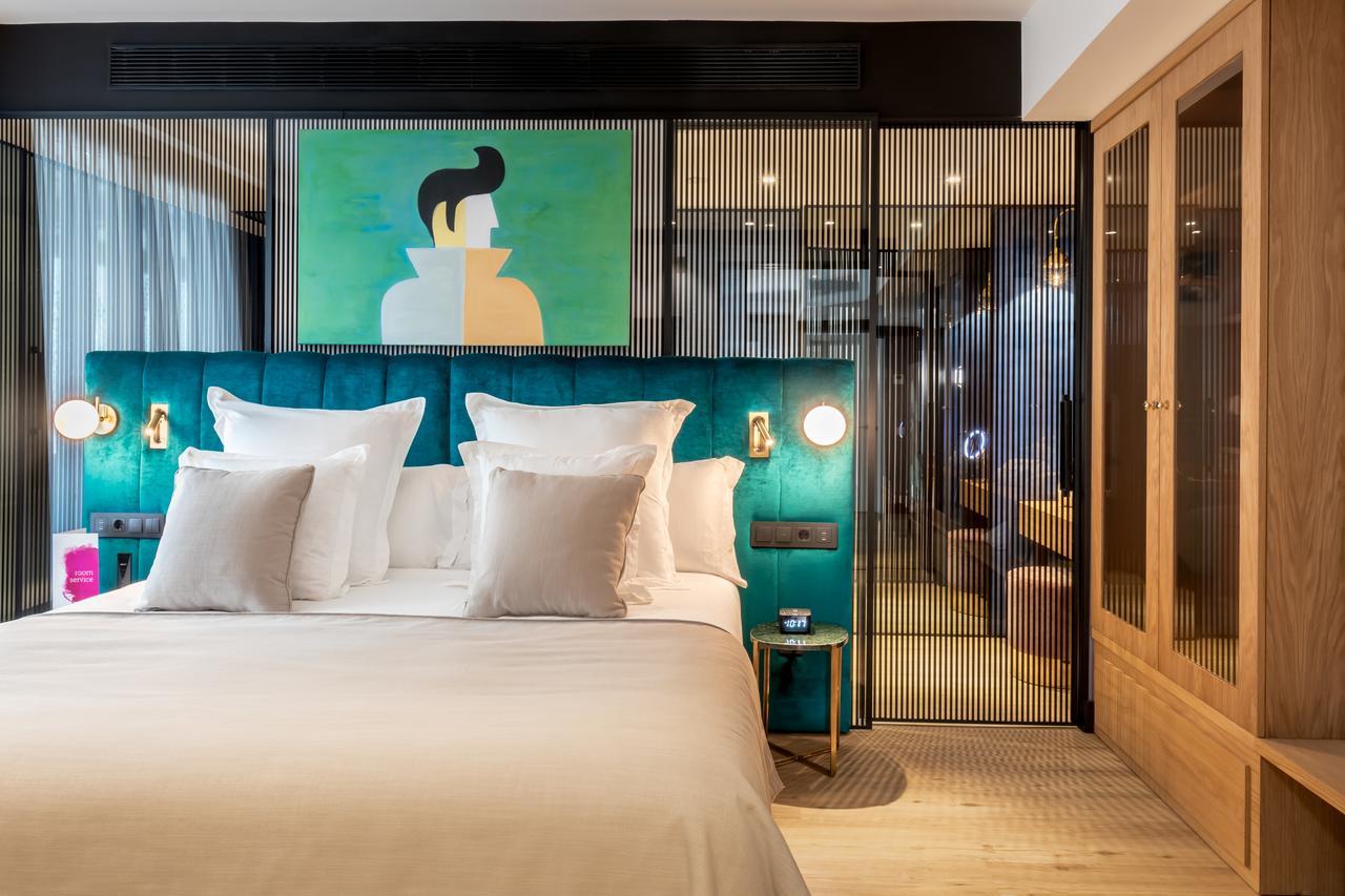 Barcelo Imagine Hotel Madrid Bagian luar foto A bedroom at the hotel
