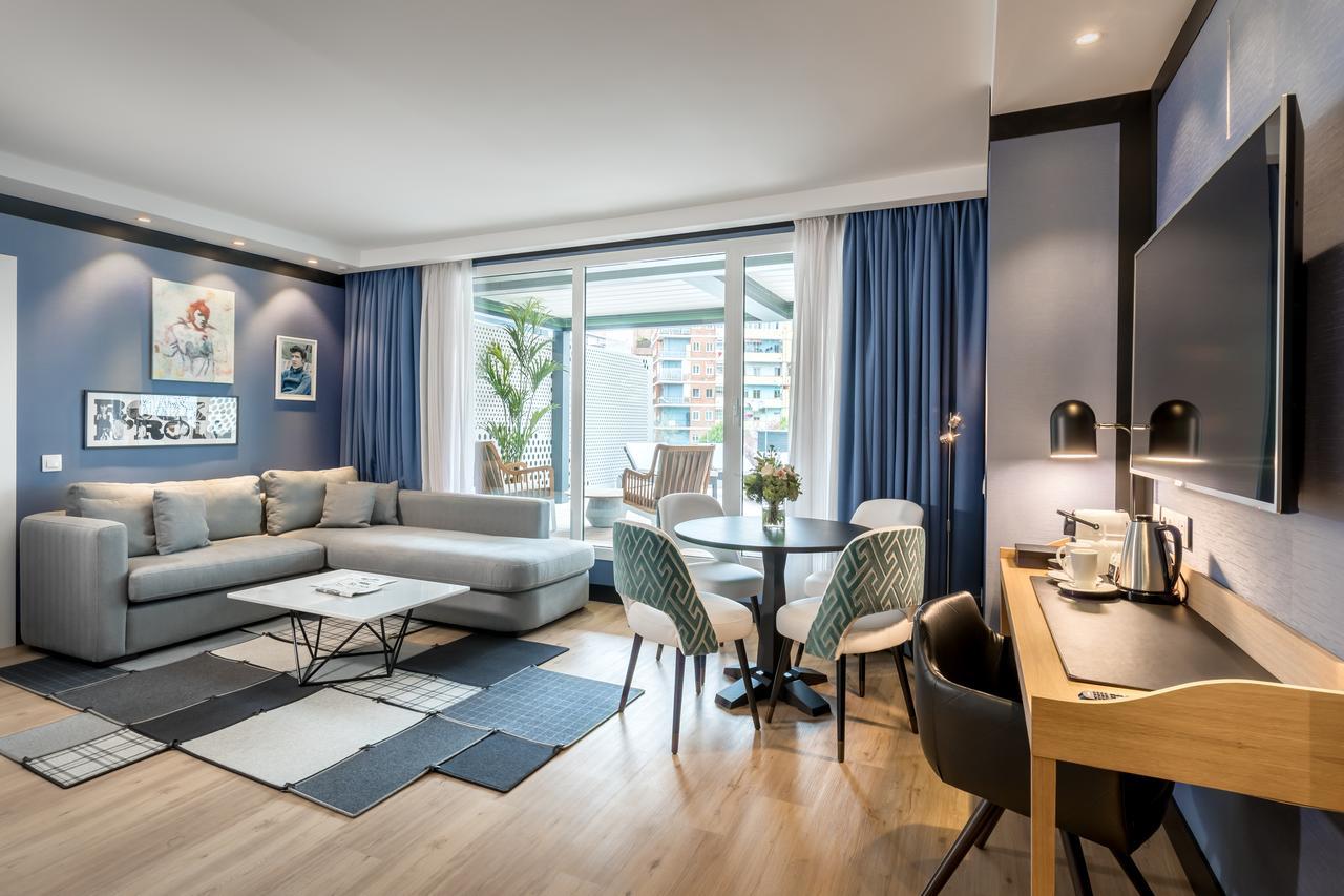 Barcelo Imagine Hotel Madrid Bagian luar foto A typical room at the hotel